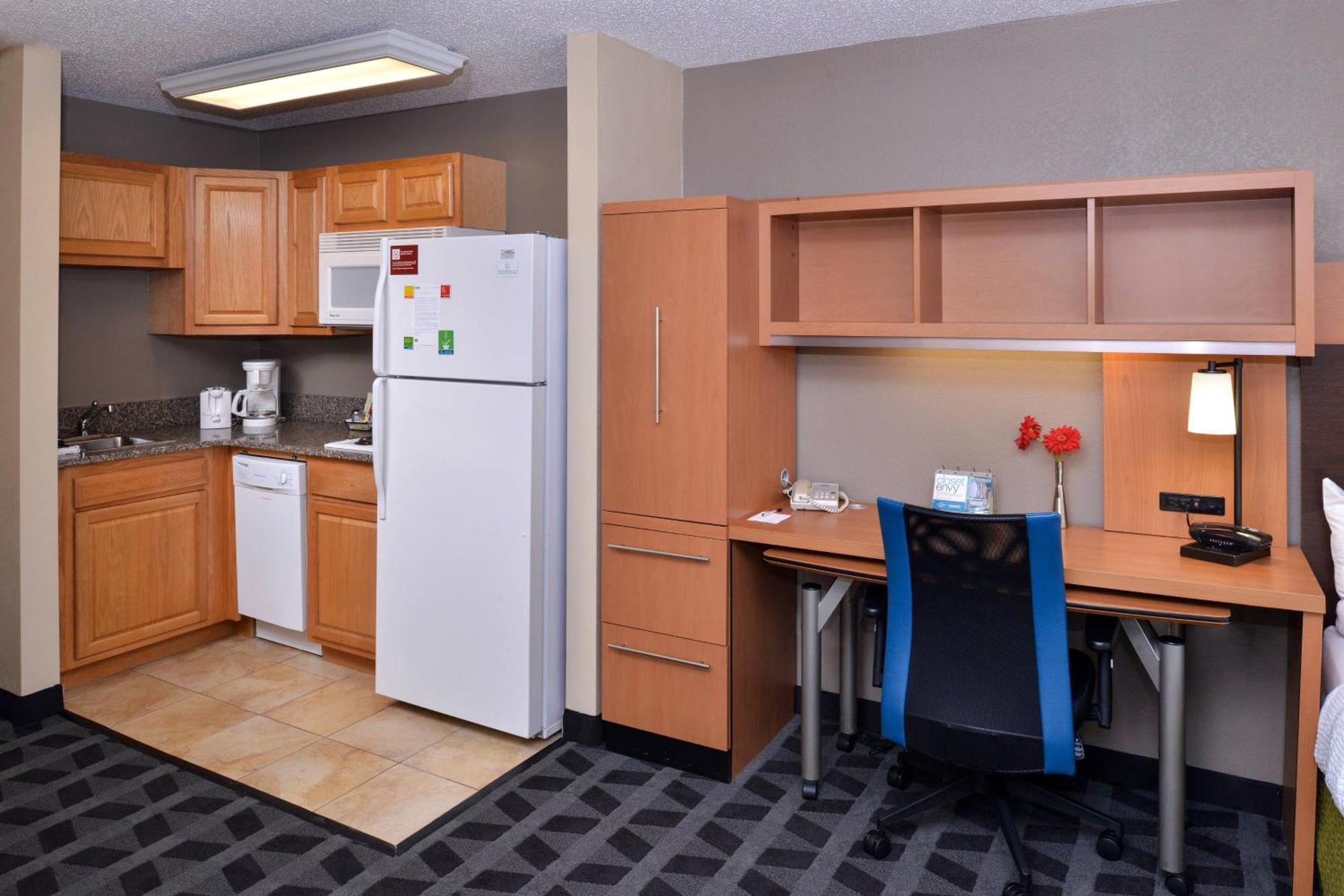 Towneplace Suites Detroit Warren Zewnętrze zdjęcie